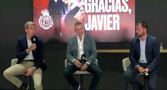 El frío acto de despedida del Mallorca a Aguirre sin que el club aceptara preguntas: «No me quiero romper»