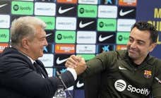 La crisis reputacional de Laporta: los giros en el adiós de Xavi, una crítica que sube de tono y ese inversor que aún llega