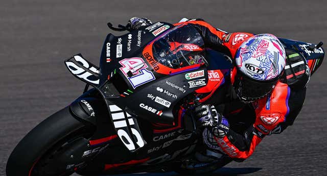 Suerte o destino, Aleix Espargaró lidera un triplete español con Marc Márquez y Pedro Acosta