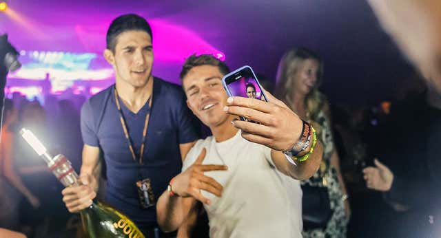 Los precios de la discoteca donde salen los pilotos en Mónaco: hasta 40.000 euros por una botella