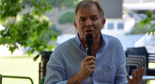 Santi Santos: «El XV del León es el que llena estadios, el problema de enfoque y estrategia del rugby español viene por ahí…»