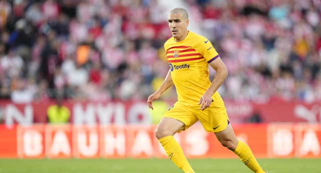 El triste retorno de Oriol Romeu al Barça que no se alivió sin proteína, azúcar o lácteos y lo devolverá a Girona
