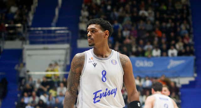 Rathan-Mayes, en el radar del Real Madrid, dice adiós a su equipo en Rusia