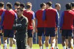 La lista de dudas de Xavi se pone en cuarentena con la llegada de Flick y afecta a 15 jugadores