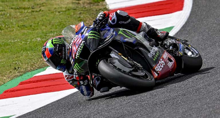 Álex Rins.