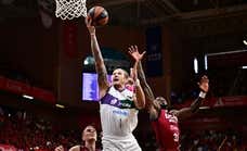 Dylan Osetkowski y Yankuba Sima imponen su ley en Murcia y Unicaja ya tiene la primera