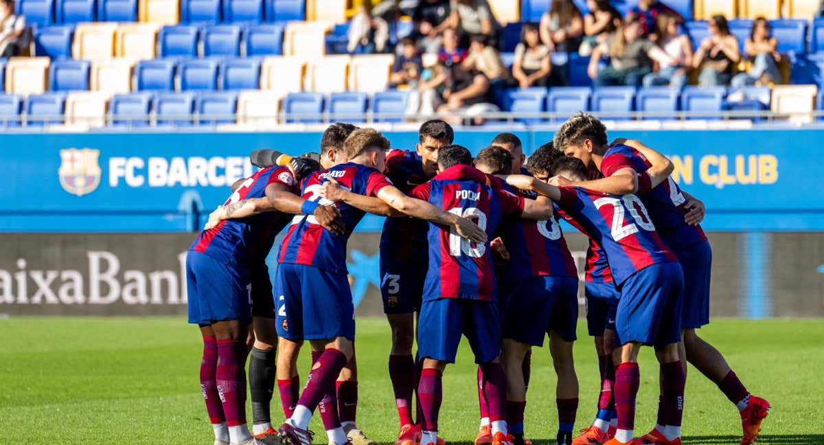 El Barça Atlètic, antes de jugar un encuentro esta temporada. /FC BARCELONA