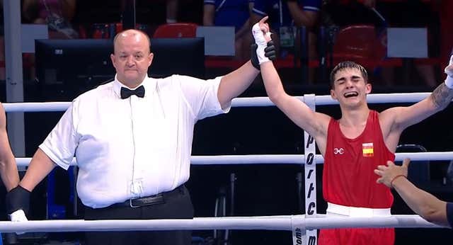 Rafa Lozano Jr. y Ayoub Ghadfa completan al boxeo español en París 2024
