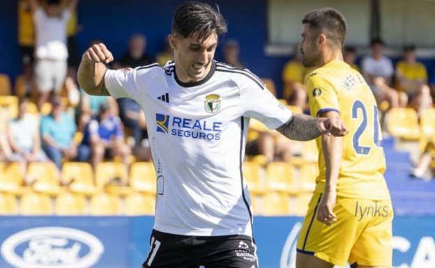 Álex Sancris celebrando su último tanto LALIGA