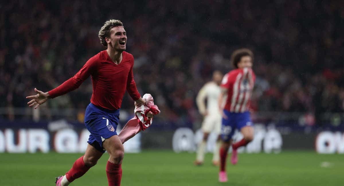 Griezmann celebra uno de los goles del partido de Copa ante el Real Madrid en el Metropolitano.