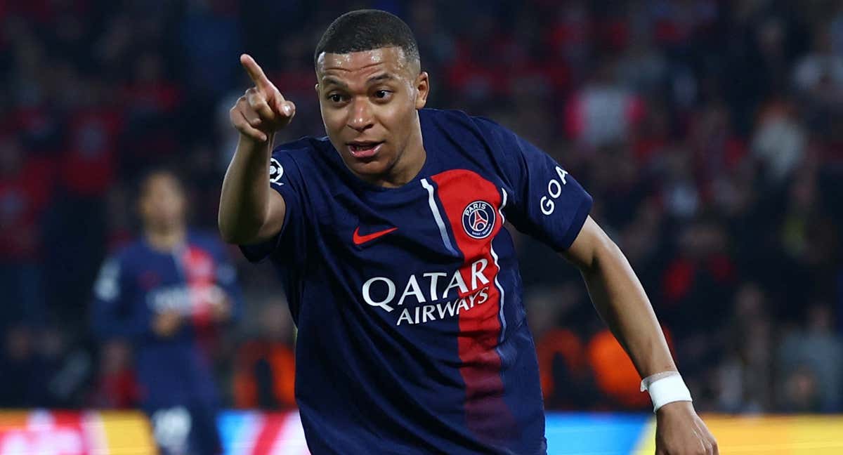 Kylian Mbappé, durante un partido con el PSG./REUTERS