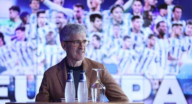 Roberto Olabe, sobre la renovación de Mikel Merino: “Mentiría si dijera que no siento inquietud”