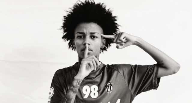 Bia denuncia insultos racistas tras celebrar un gol en Navalcarnero