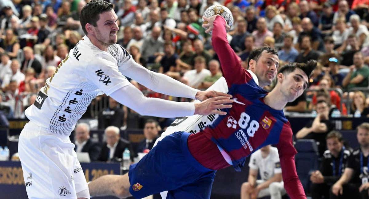 Petar Cikusa (18), en las semifinales de Champions contra el Kiel. /R. PFEIL / AFP