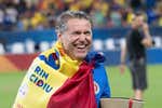 La vida de goles, champán y redención de una vieja estrella de Rumanía: «Fallé como hombre»