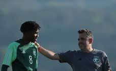 El 'boom' del fútbol en Arabia Saudí, desde dentro: «Es raro que todas las semanas no me llegue un currículum»
