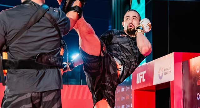 UFC Arabia Saudí: horario en España, cartelera y cómo ver el Whittaker vs Aliskerov