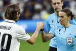 El jefe arbitral UEFA defiende no haber seleccionado a ninguna árbitra para la Eurocopa: «Están los mejores, sin otro criterio que la calidad»