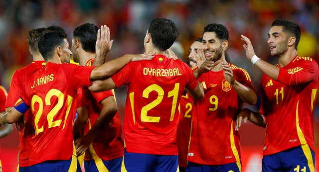 Quiénes son los comentaristas de RTVE en la Eurocopa 2024