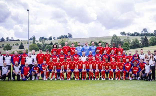 Foto oficial de la Selección en el entrenamiento de este jueves.  RFEF
