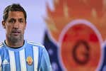 Capdevila: «Me recuerdan por el cubata en el hombro, pero 411 partidos en Primera, 60 con España y 52 goles no son casualidad«