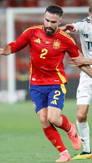 Dani Carvajal ante Irlanda del Norte. Efe