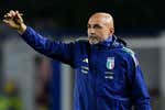 Spalletti fulmina la leyenda de la PlayStation en el hotel de Italia: “Hasta yo he jugado”