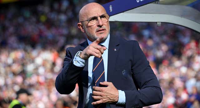 De la Fuente entierra a la España de Luis Enrique rompiendo una tendencia de 16 años