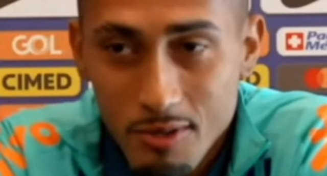 El delantero brasileño se emocionó en esta rueda de prensa de la Copa América.