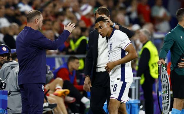 Trent Alexander-Arnold fue sustituido en la segunda mitad. REUTERS
