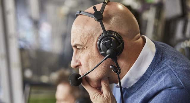 Maldini, entre la Copa América, la Euro y los pronósticos: «Si la gente piensa que me puedo conocer el once de El Salvador, se equivoca»