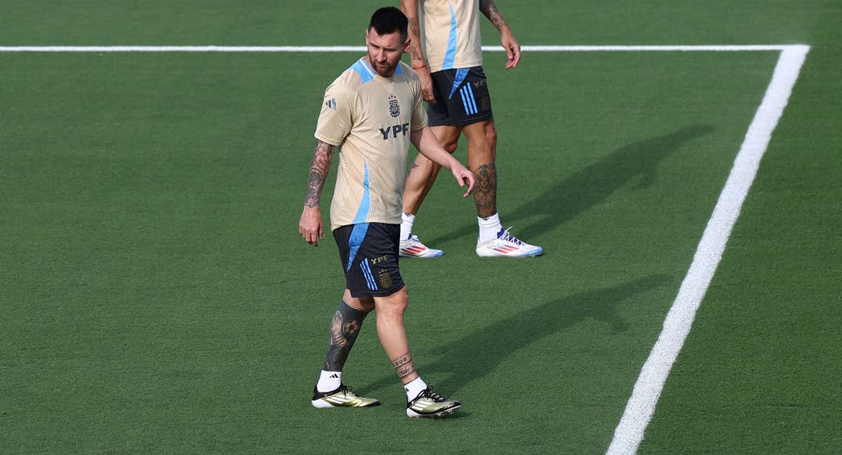 Lionel Messi, durante un entrenamiento de Argentina. /REUTERS