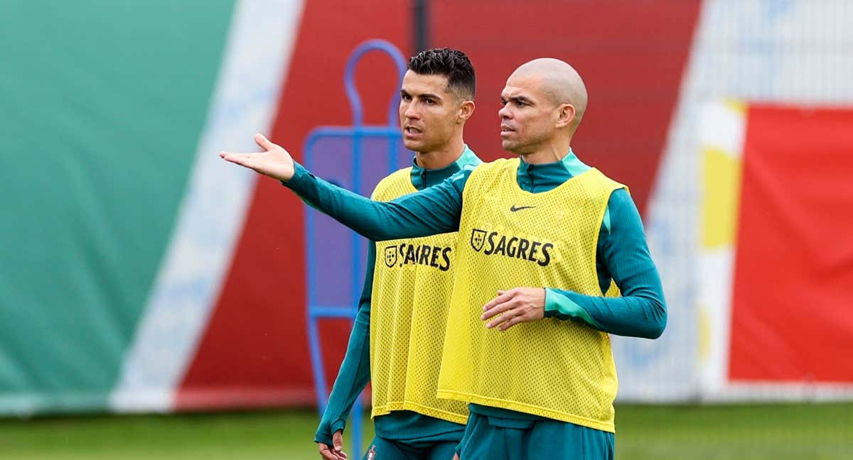 Pepe y Cristiano Ronaldo son los dos jugadores más veteranos de la Euro 2024./EFE