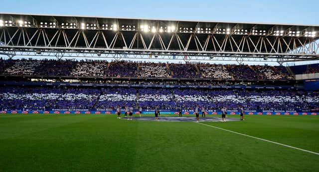 El Espanyol, entre un llenazo histórico de Cornellà-El Prat ante el Oviedo y el miedo a la reventa