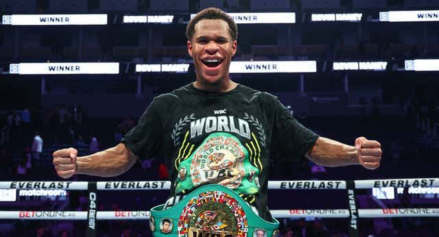Top Rank gana la subasta para el Mundial de Sandor Martín y Haney se queja: «Debería haber pujado yo mismo»