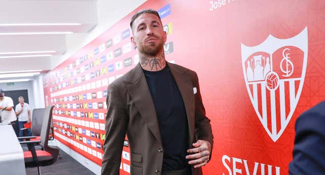 El apasionado Sergio Ramos elige una fría despedida… y una puerta abierta para el futuro