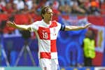 Modric no se salva del 'Albaniazo'
