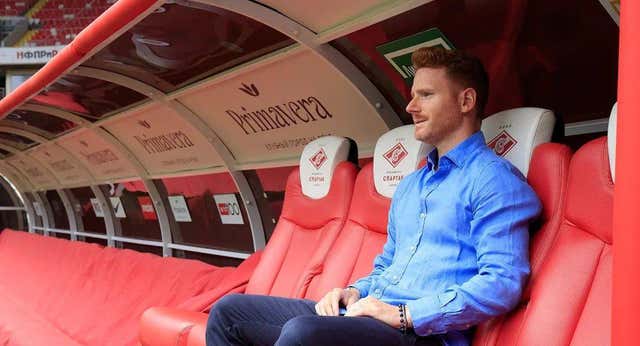 Guille Abascal: el niño que escogió la pizarra por delante del balón