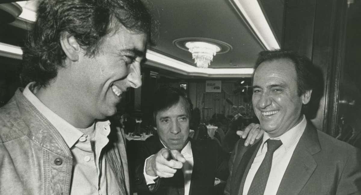 El Fary, en el centro, junto a Joan Manuel Serrat y Manolo Escobar en una foto de archivo.