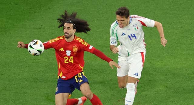 La jugada por la que Cucurella le da la razón a De La Fuente