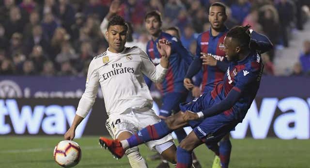 Doukouré recuerda la patada al aire que le costó la rotura del cruzado y un penalti fantasma para el Real Madrid: «Solo la escucharon Carvajal y Modric»