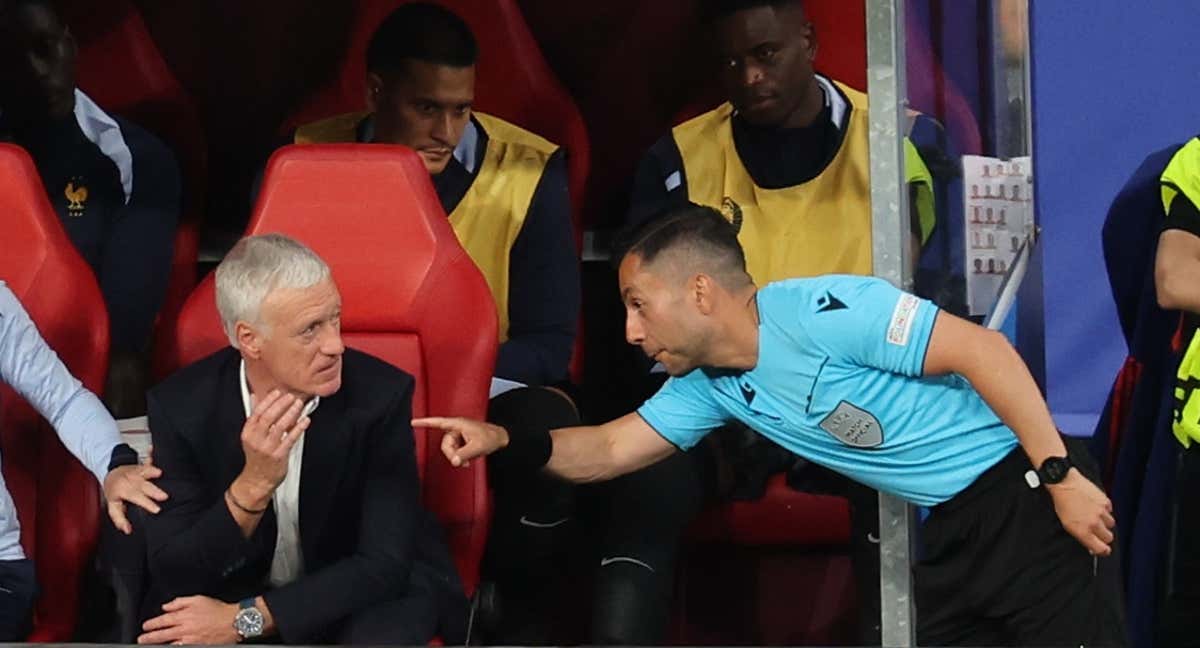 Glenn Nyberg en el partido entre Francia y Países Bajos