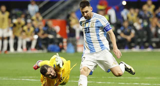 Quién tiene el récord de asistencias de la Copa América