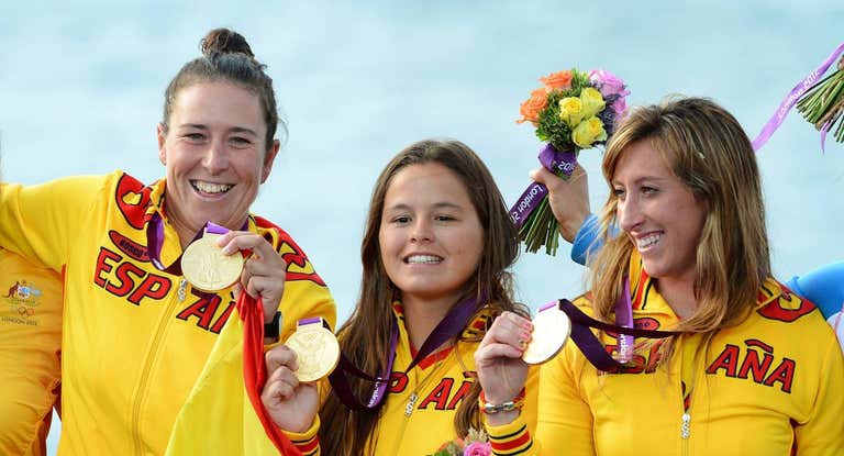 Támara Echegoyen, a la izquierda, con Sofía Toro y Ángela Pumariega, en Londres 2012.