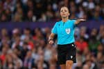 Jaime Latre y Prieto Iglesias causan baja y Marta Huerta de Aza hace historia como primera mujer en el fútbol profesional