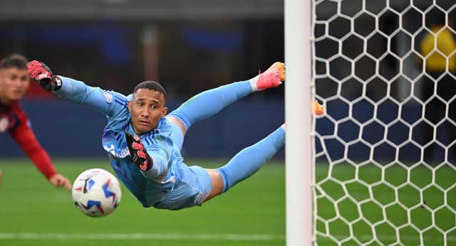 Un portero de Primera RFEF le hace la vida imposible a la Brasil de Vinicius, Rodrygo y Raphinha en la Copa América