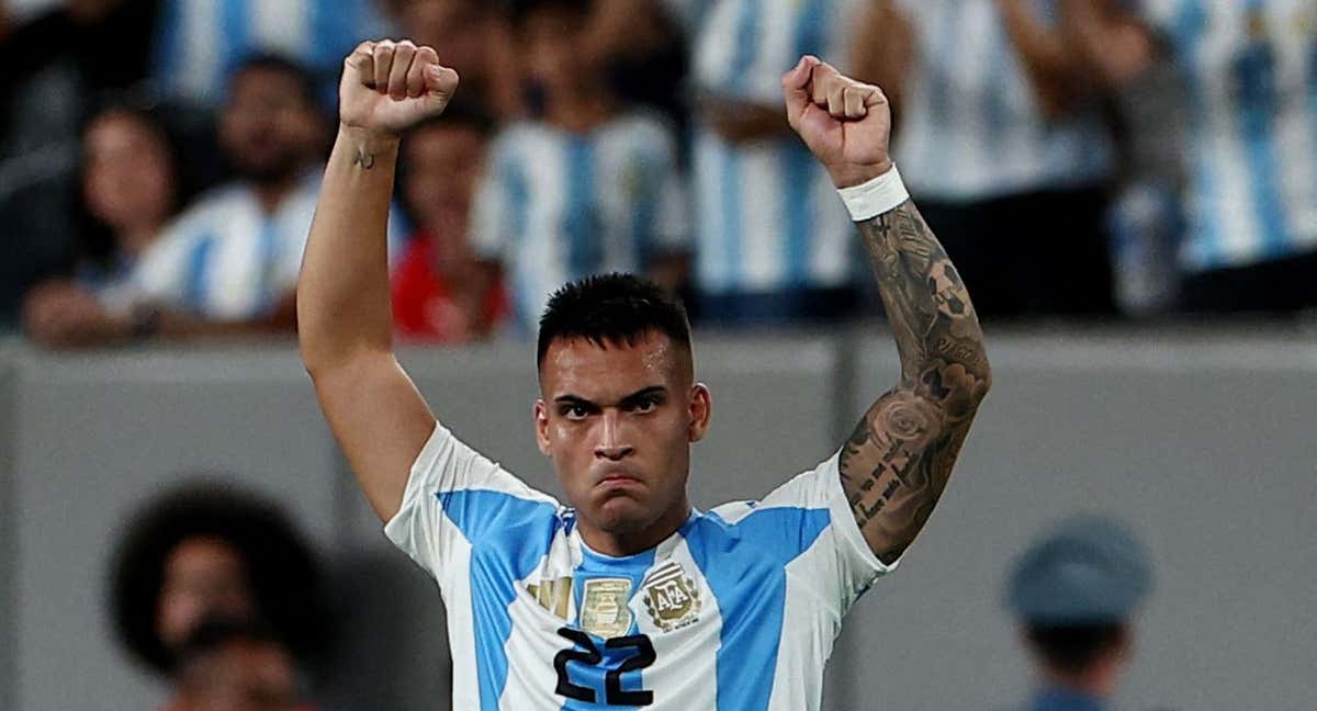 Lautaro aparece y Argentina clasifica a cuartos de final de la Copa ...