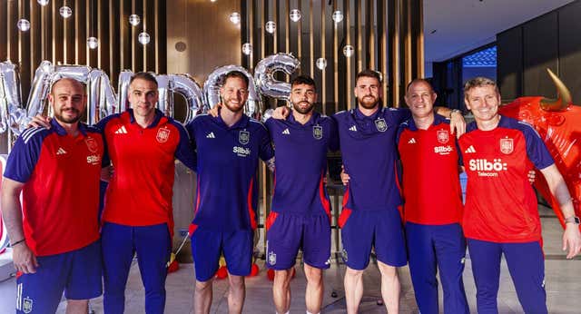 Normal que España esté imbatida en la Eurocopa: De la Fuente se rodea en Alemania de ¡7 porteros!