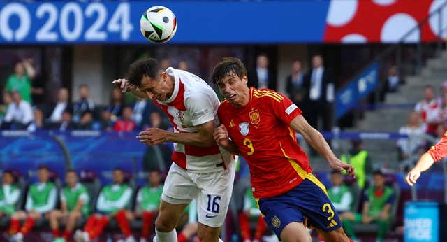 Renovación total en la defensa del Atlético de Madrid: Le Normand, a falta de flecos y Soyuncu al Fenebahçe