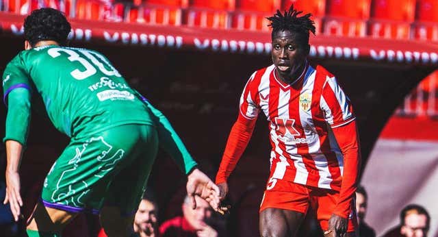 El Betis sube la oferta por la cesión de Marciano, extremo del Almería